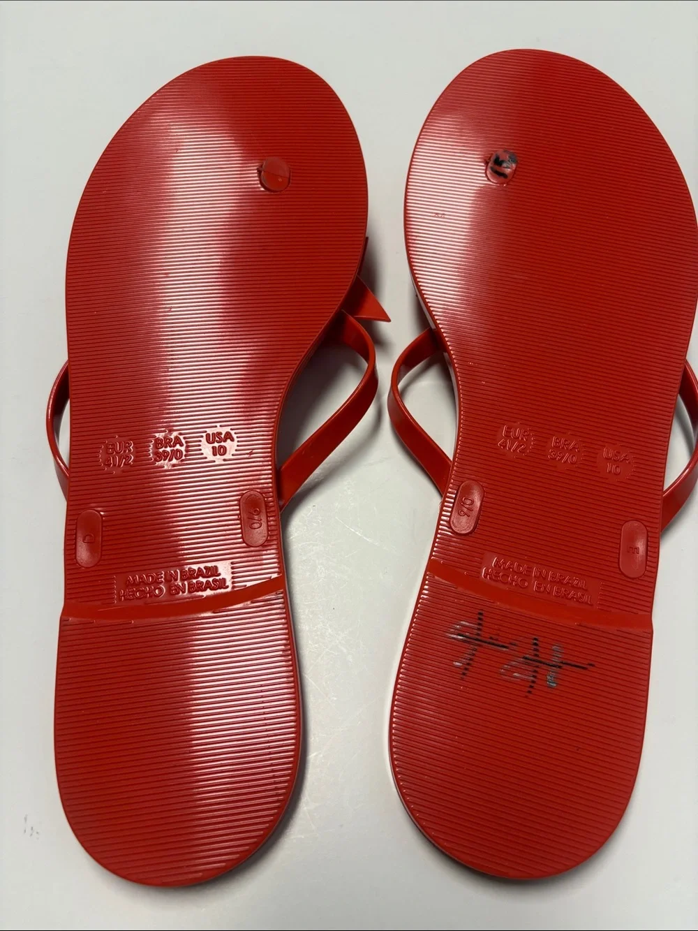 kate spade Jayla signature Bow Jelly Thong Sandals women’s size 10 in red